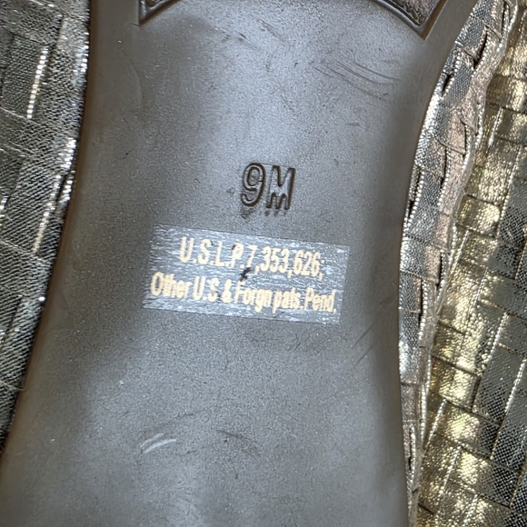 Marc Fisher Apala Woven Flats, Gold Size 9M - Picture 9 of 9